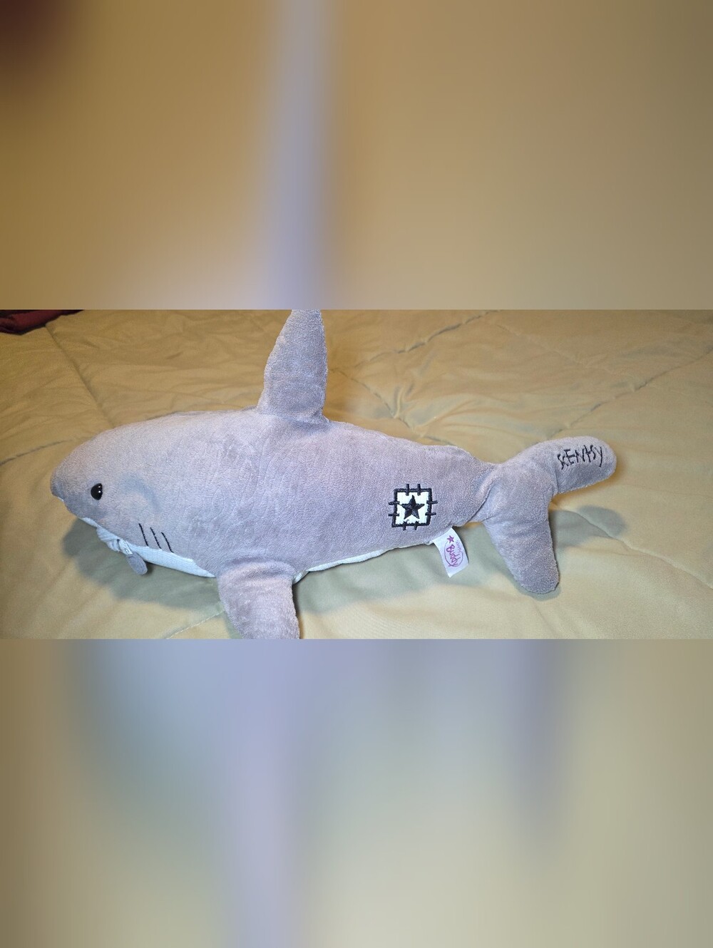 Scentsy Buddy Shark Gray Plush Stuffed Animal Scent Pak Pocket